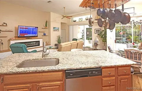 Kitchen - 631 W Doerr Path, Hernando, FL 34442 photo 5 of 6