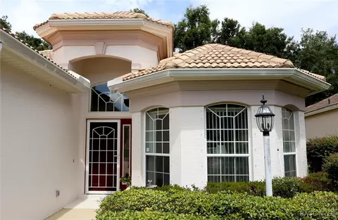 Exterior - 631 W Doerr Path, Hernando, FL 34442 photo 2 of 9