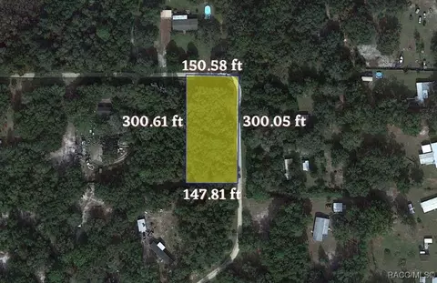 9176 W Hercules Ln, Crystal River, FL 34428