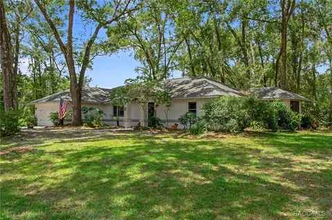 6845 E Seneca St, Inverness, FL 34452