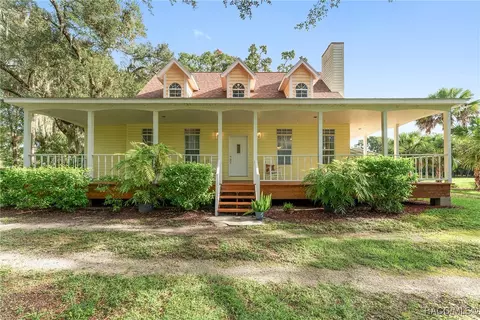 5 Captains Cove Rd, Inglis, FL 34449