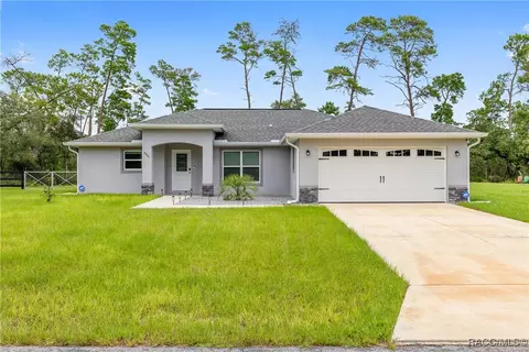 8381 N Wayside Ave, Dunnellon, FL 34433