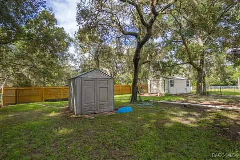 Exterior - 2311 N Page Ave, Hernando, FL 34442 photo 6 of 9