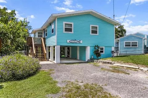 2190 S Seaport Pt, Crystal River, FL 34429
