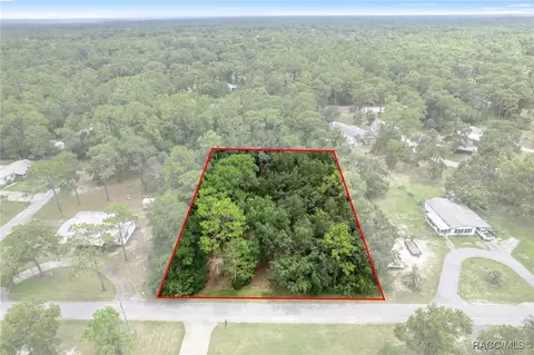 6862 W Sunnycrest Ln, Homosassa, FL 34448