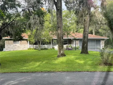 12454 S Daffodil Pt, Floral City, FL 34436