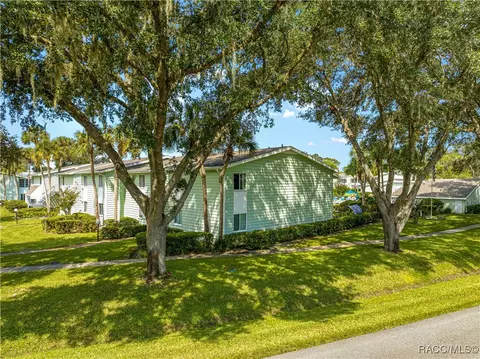 Exterior - 535 Midway Dr #B, Ocala, FL 34472 photo 7 of 10