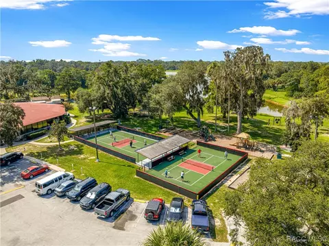 Exterior - 535 Midway Dr #B, Ocala, FL 34472 photo 8 of 10