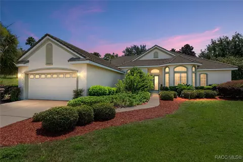 932 W Rollingwood Ct, Hernando, FL 34442
