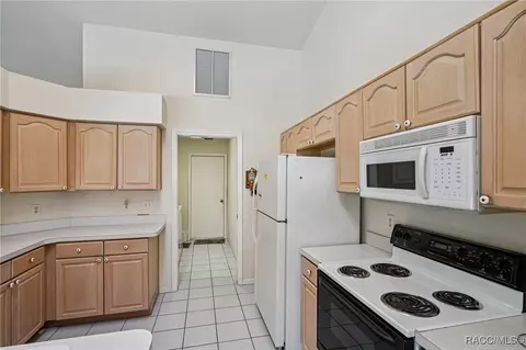 2844 N Attebury Pt, Hernando, FL 34442 photo 8