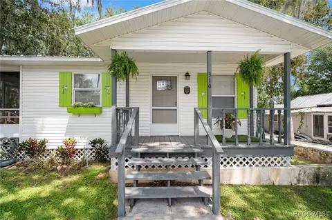 310 W Dampier St, Inverness, FL 34450