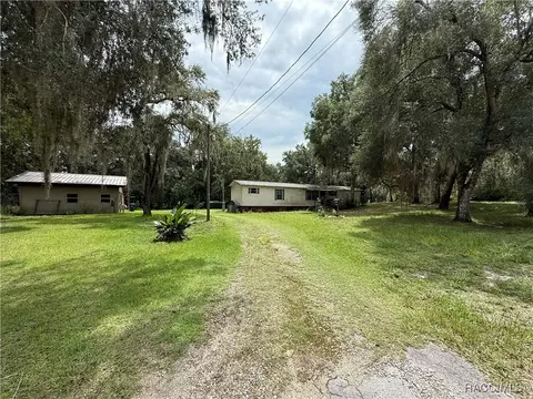 5875 S Marlin Dr, Floral City, FL 34436