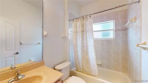 Bath - 855 W Skyview Crossing Dr, Hernando, FL 34442 photo 3 of 3