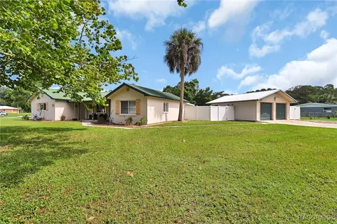 359 S Gardenia Ter, Crystal River, FL 34429