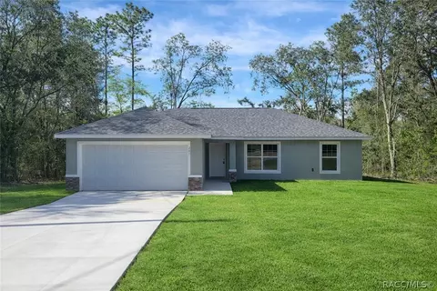 205 W Ruska Pl, Citrus Springs, FL 34434