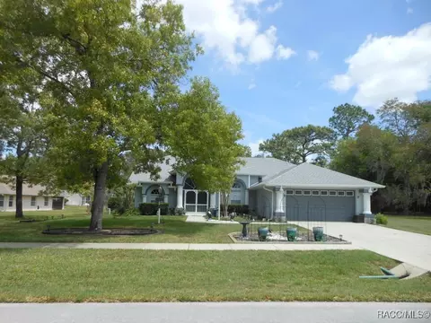 141 W Forest Oak Pl, Beverly Hills, FL 34465