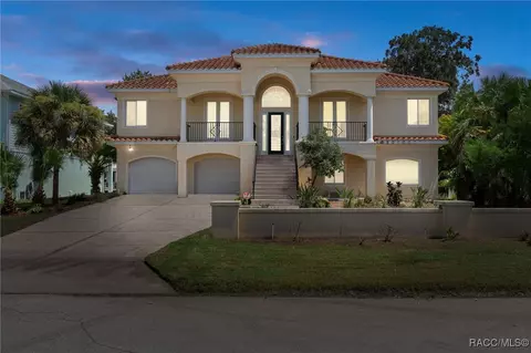 1801 NW 20th Ave, Crystal River, FL 34428