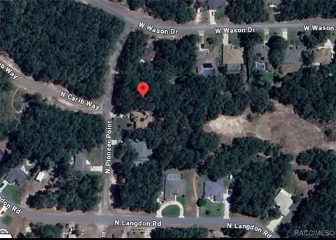 10079 N Pioneer Pt, Citrus Springs, FL 34434