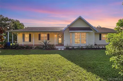 10299 N War Horse Pt, Crystal River, FL 34428