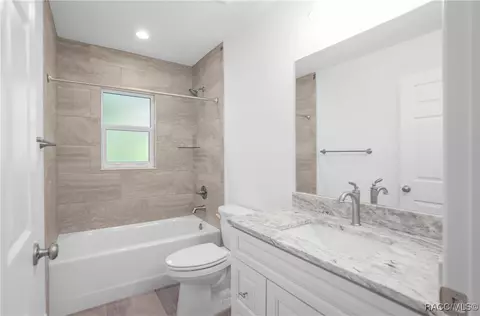 Bath - 530 N Highview Ave, Hernando, FL 34442 photo 3 of 3