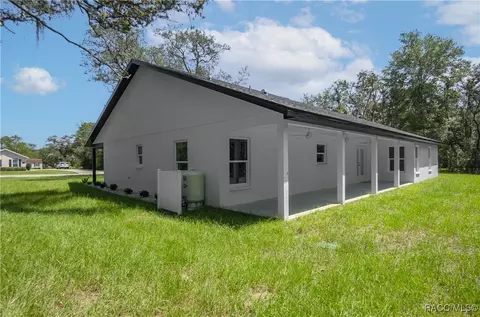 Exterior - 530 N Highview Ave, Hernando, FL 34442 photo 7 of 8