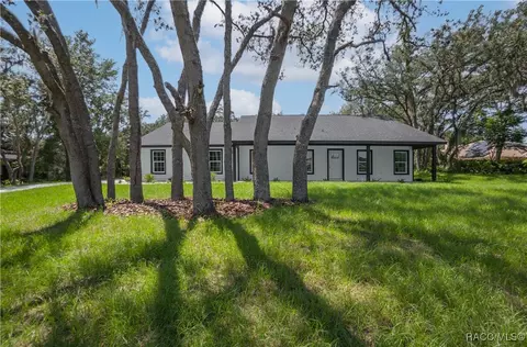 Exterior - 530 N Highview Ave, Hernando, FL 34442 photo 2 of 8