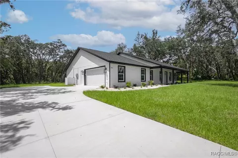 Exterior - 530 N Highview Ave, Hernando, FL 34442 photo 3 of 8
