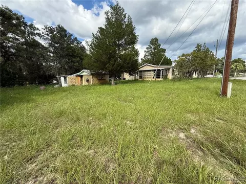 Exterior - 3571 E Olive Ln, Hernando, FL 34442 photo 9 of 9