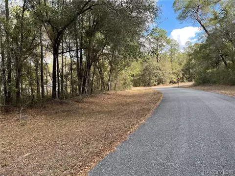 1415 W Partridge St, Dunnellon, FL 34434