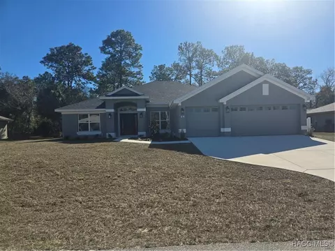83 Daisy St, Homosassa, FL 34446