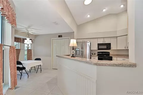 Kitchen - 3029 E Sweet Meadow Ct, Hernando, FL 34442 photo 6 of 6