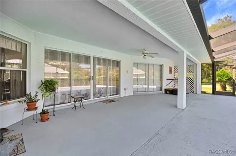 Exterior - 3029 E Sweet Meadow Ct, Hernando, FL 34442 photo 2 of 11