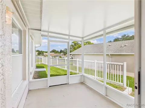 Exterior - 709 W Toucan Loop, Hernando, FL 34442 photo 4 of 10