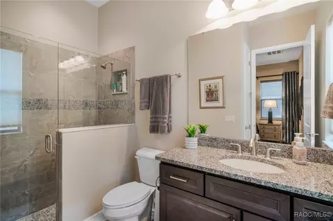 Bath - 1011 N Hunt Club Dr, Hernando, FL 34442 photo 3 of 4