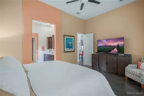Bedroom - 1011 N Hunt Club Dr, Hernando, FL 34442 photo 2 of 6