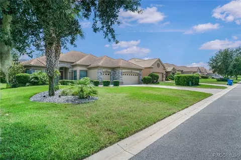 Exterior - 1011 N Hunt Club Dr, Hernando, FL 34442 photo 5 of 14