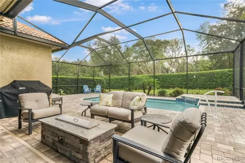 Exterior - 1011 N Hunt Club Dr, Hernando, FL 34442 photo 12 of 14