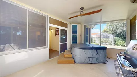 Exterior - 963 W Skyview Crossing Dr, Hernando, FL 34442 photo 3 of 11