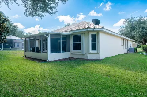 Exterior - 963 W Skyview Crossing Dr, Hernando, FL 34442 photo 8 of 11