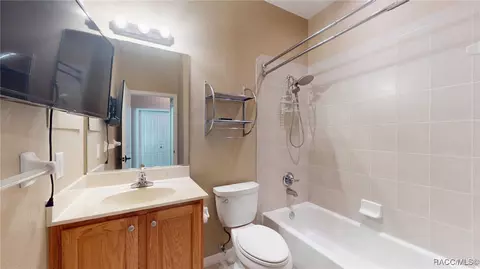 Bath - 963 W Skyview Crossing Dr, Hernando, FL 34442 photo 4 of 4