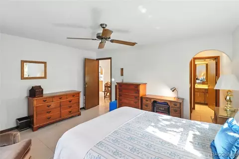 Bedroom - 1215 W Pearson St, Hernando, FL 34442 photo 4 of 4