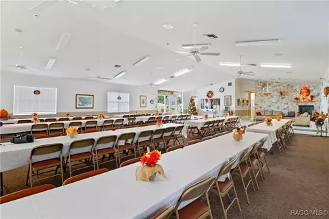 Dining - 6250 SW 100th Loop, Ocala, FL 34476 photo 3 of 3