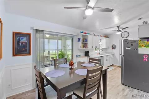 Dining - 6250 SW 100th Loop, Ocala, FL 34476 photo 2 of 3