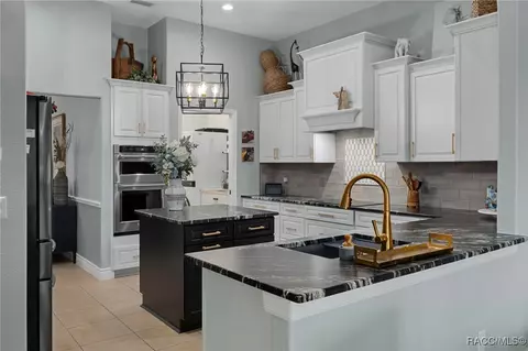 Kitchen - 1487 N Ridge Meadow Path, Hernando, FL 34442 photo 1 of 5