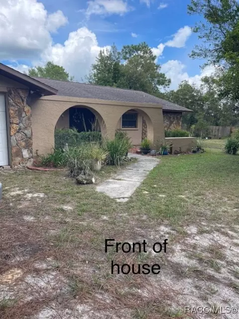 2045 E Steven St, Inverness, FL 34453