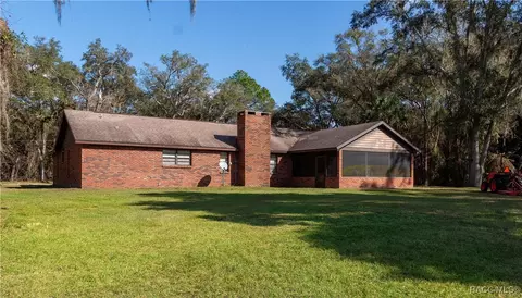 Exterior - 6970 N Palm Oak Dr, Hernando, FL 34442 photo 7 of 13