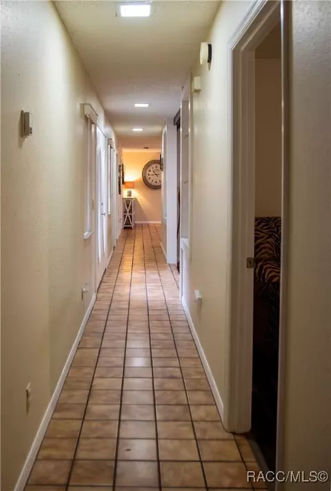 Entry Way - 6970 N Palm Oak Dr, Hernando, FL 34442 photo 4 of 8