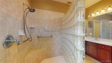 Bath - 1299 W Skyview Crossing Dr, Hernando, FL 34442 photo 3 of 5