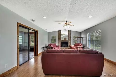 3535 E Foxwood Ct, Inverness, FL 34452