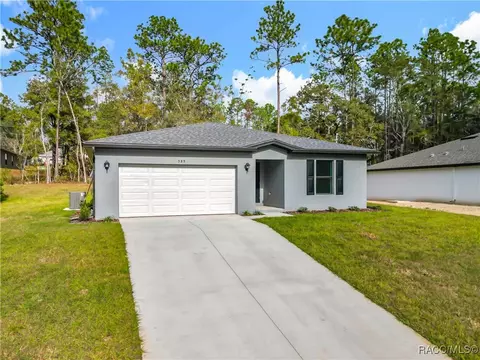 589 W Duquet Pl, Citrus Springs, FL 34434